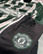 Manchester United Away Set 23/24 - Image 3
