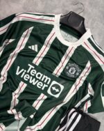 Manchester United Away Set 23/24 - Image 2