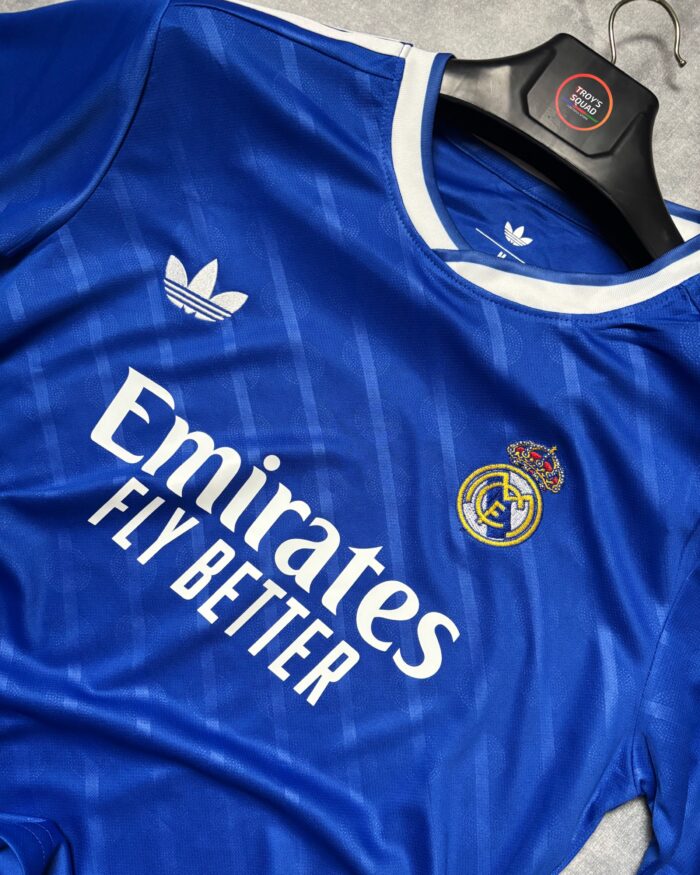 Real Madrid 3rd Set 2025/26 - Image 2