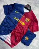 Messi Barcelona Home Retro - 2009/10 (with Shorts) - Image 6