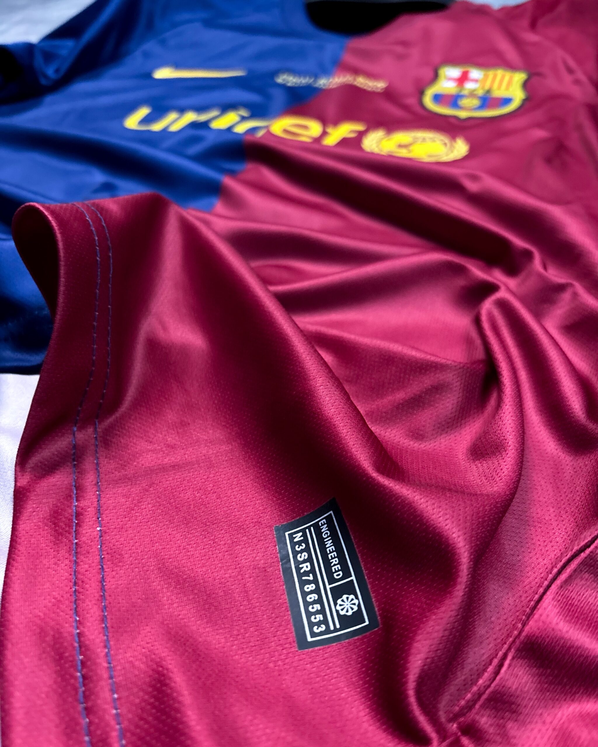 Messi Barcelona Home Retro - 2009/10 (with Shorts)