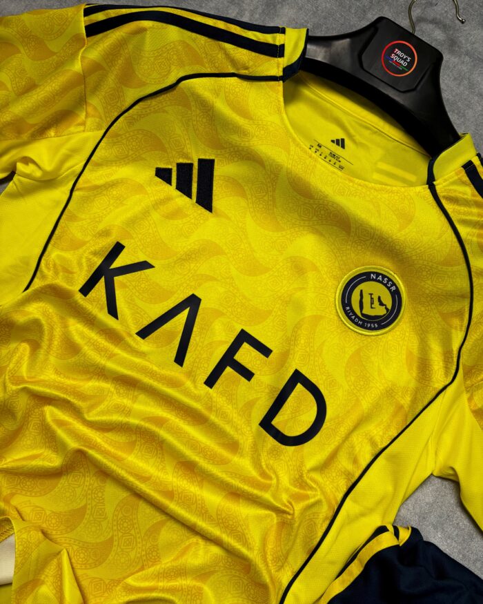Al Nassr Home Set -25/26 (with shorts) - Image 2