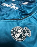 Real Madrid Away Retro Set 2017/18 - Full Sleeve (With Shorts) - Image 3