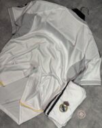 Kids Real Madrid Home Kit -25/26 (with shorts) - Image 4