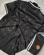 Manchester United Special Edition Black Set-25/26 - With Shorts - Image 4