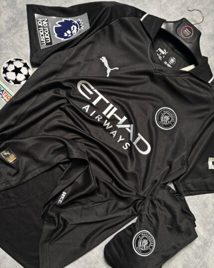 Manchester City Away Set 2025-26 (with Shorts)