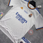 Real Madrid  Retro Home Set 2021/22
