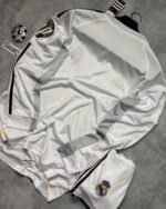 Real Madrid Home Full Sleeve Set 2025/26 (with Shorts) - Image 5