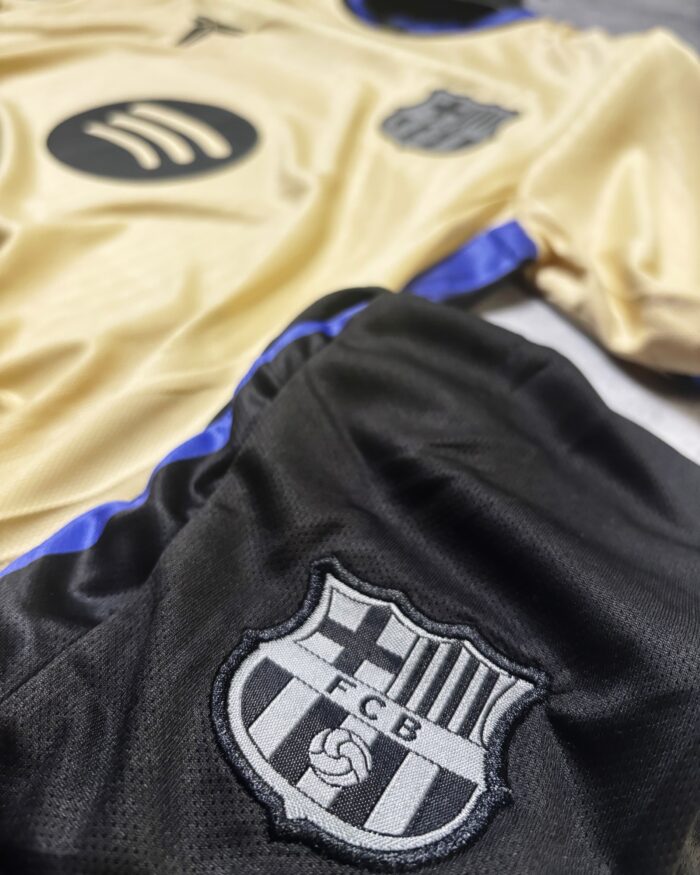 Barcelona Away Set-25/26 (with shorts) - Image 4