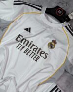 Real Madrid Home Set 2025-26 (with shorts) - Image 2