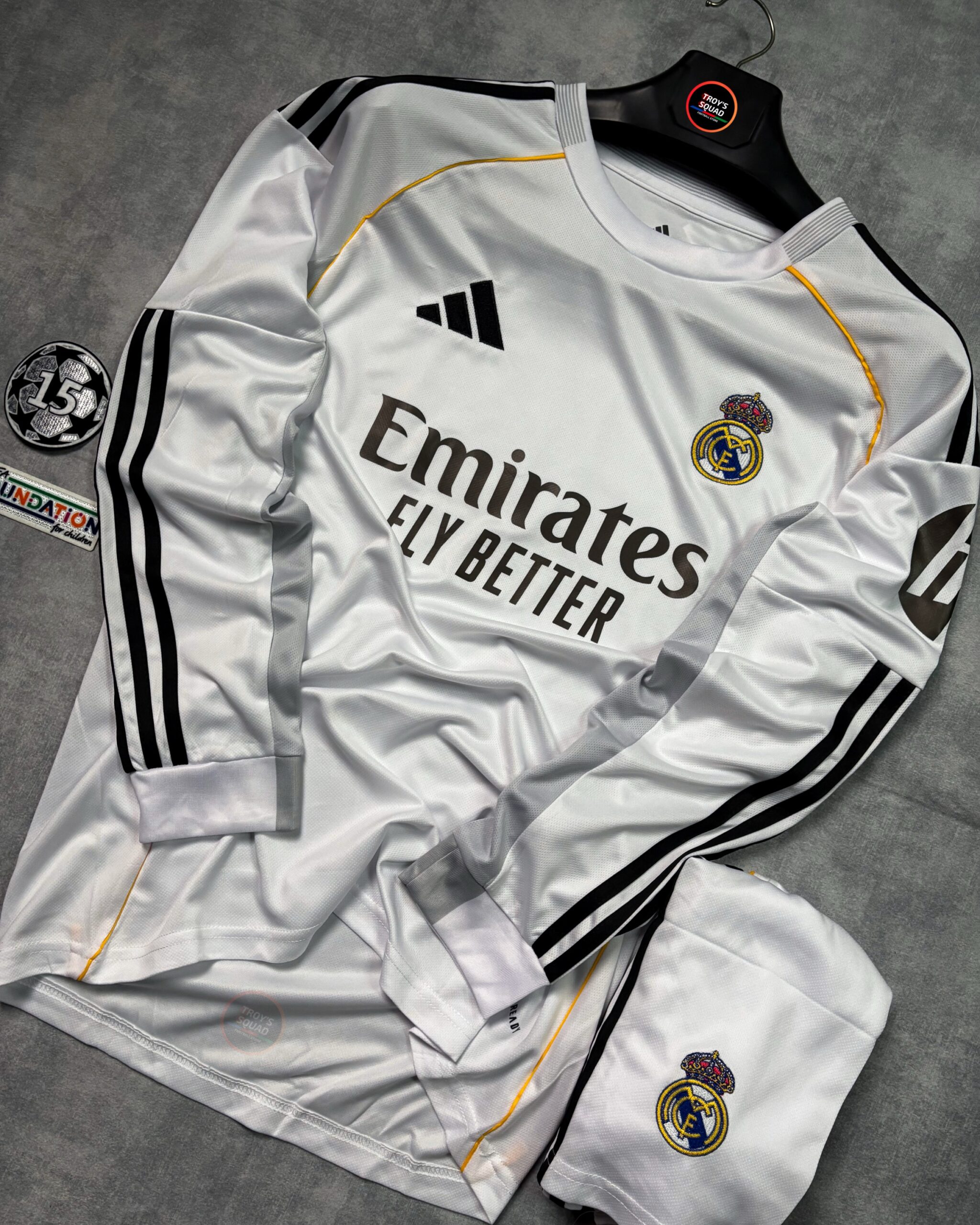f06ace57-6cae-47b0-9735-e2a8dfb65754 Real Madrid Home Full Sleeve Set 2025/26 (with Shorts) - Image 1