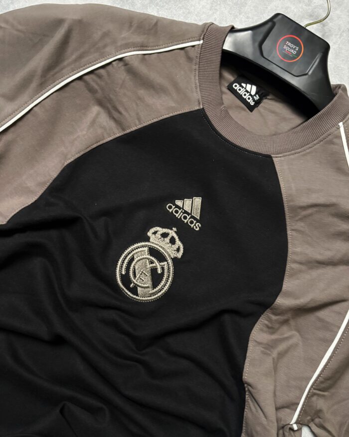 Real Madrid T-Shirt Round Neck Drop Shoulder - (Black & Grey) - Image 2