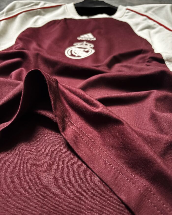 Real Madrid T-Shirt Round Neck Drop Shoulder - (Maroon&White) - Image 3