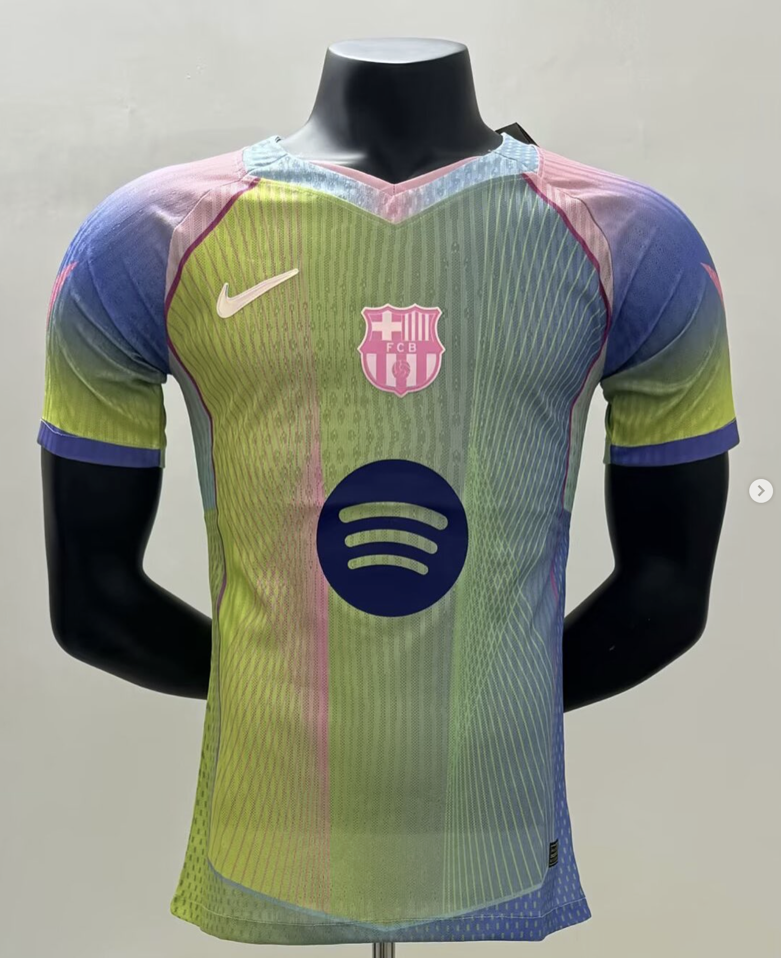 Screenshot 2025-10-28 at 3.11.28 PM Barcelona Green Blue Special Edition 25/26 - Image 1