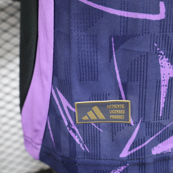 Manchester United Purple Special Edition Player version 25/26 - Image 6
