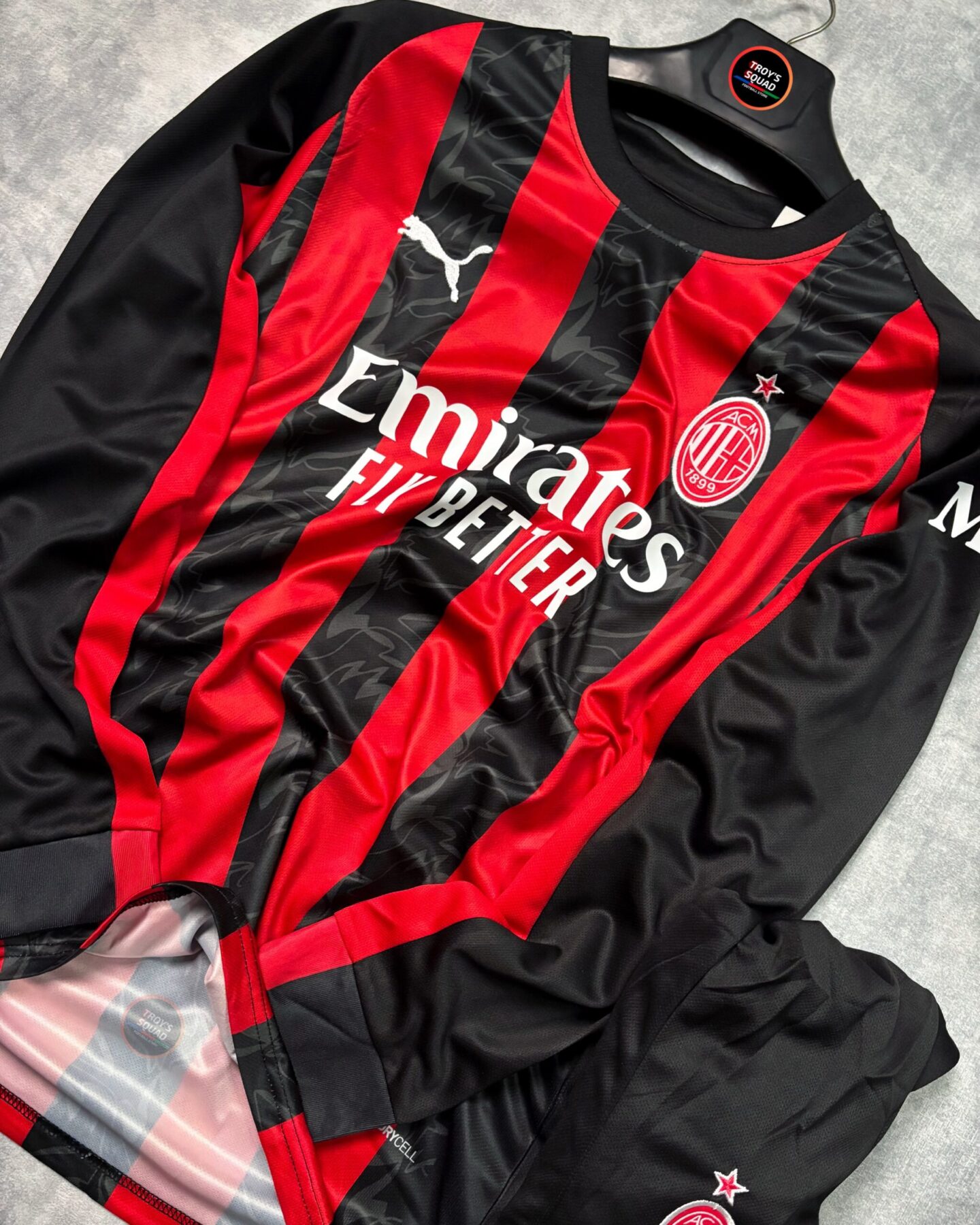 2532c89c-af96-4d2e-b288-834eefcb9440 Ac Milan Home Full Sleeve Set- 25/26 (with Shorts) - Image 1