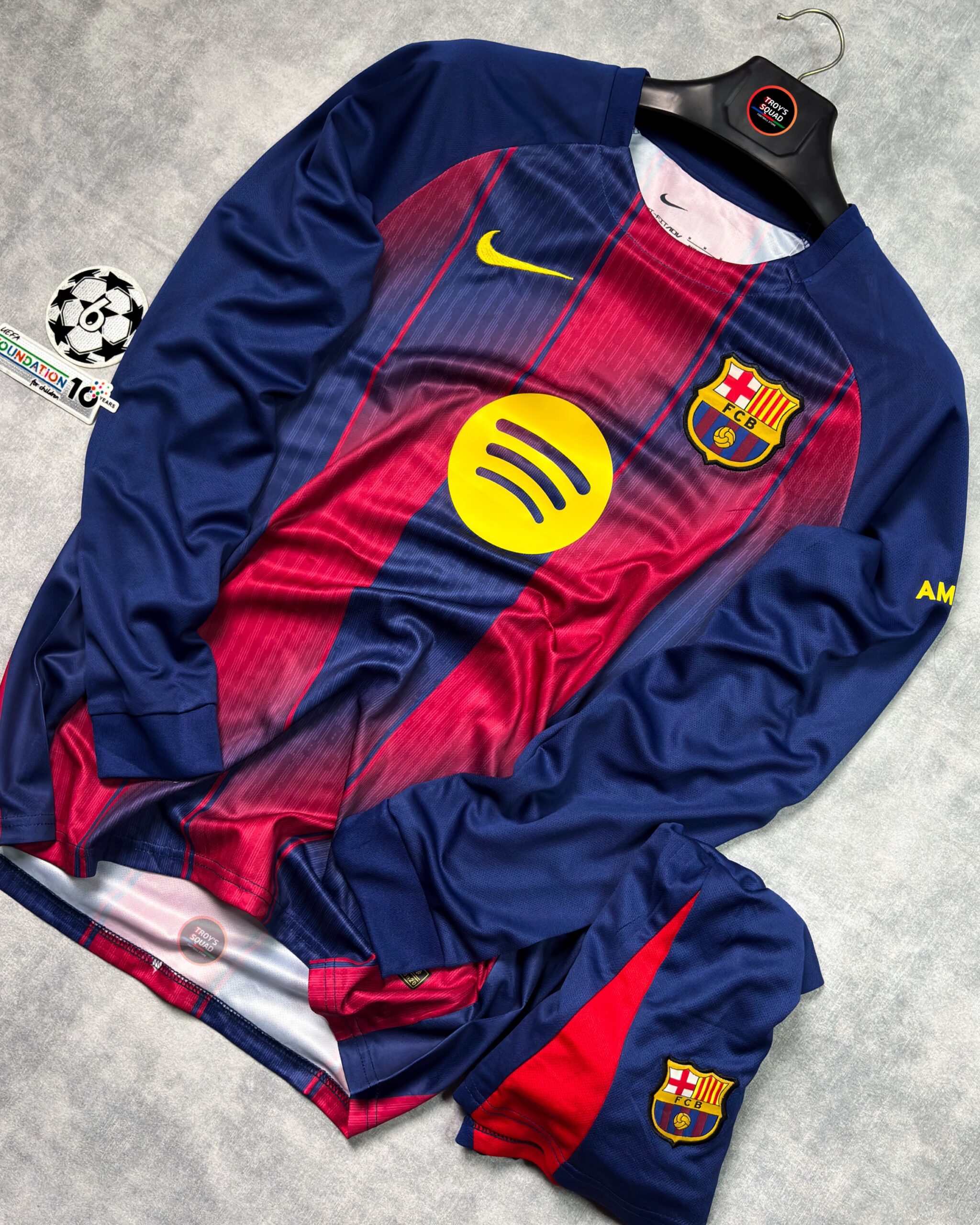 a86010cc-9d72-4202-b7a9-abce3e92dc25 Barcelona Home Full Sleeve Set 2025/26 (with Shorts) - Image 1
