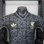 Liverpool LFSTLR Black Player Version 2025/26 - Image 2