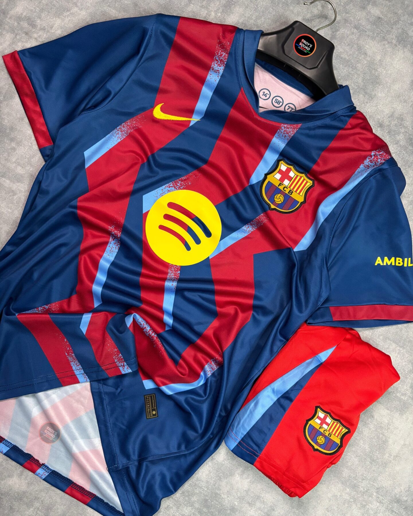 c926cfb4-d86b-4802-9c4e-6d0d68e4c0fb-2 Barcelona Four-Set 2025/26 - Image 1