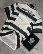 Kids Sporting CP Home Retro (with shorts) - Image 4