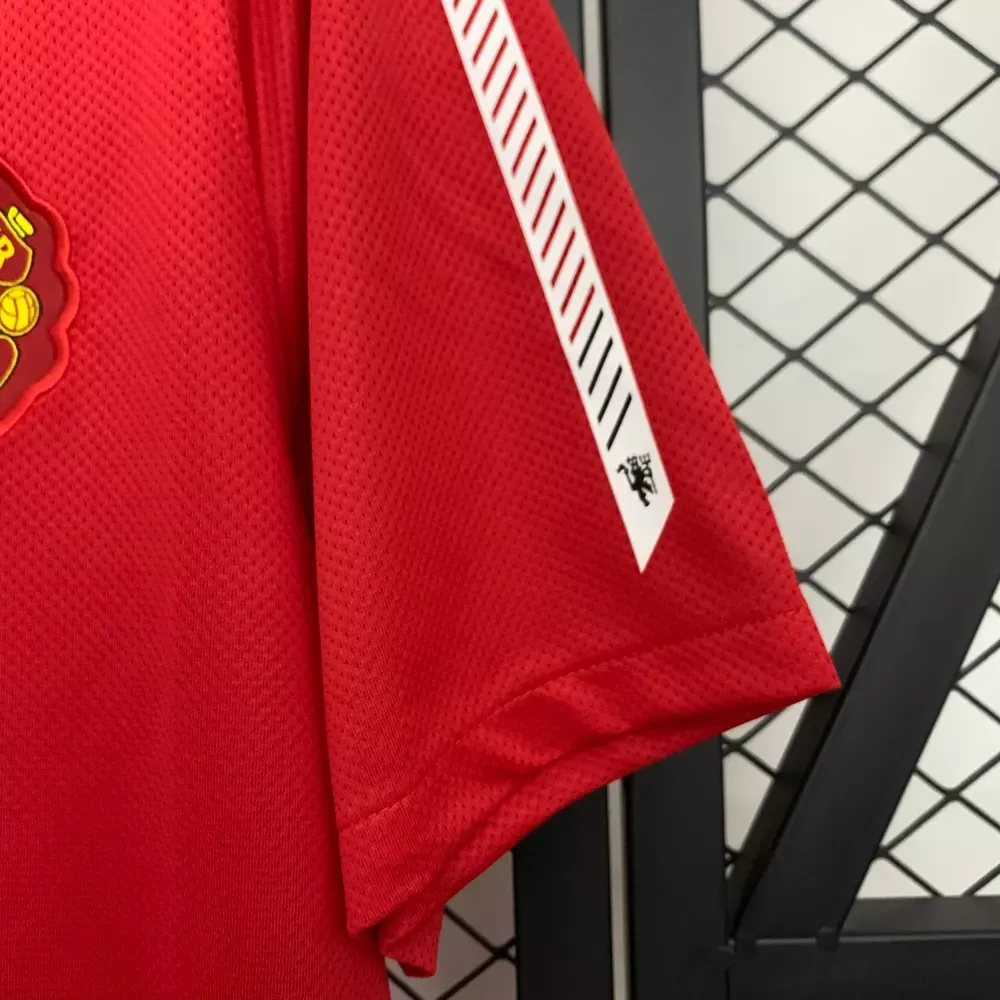 Manchester United Home Retro 2010/11 Authentic