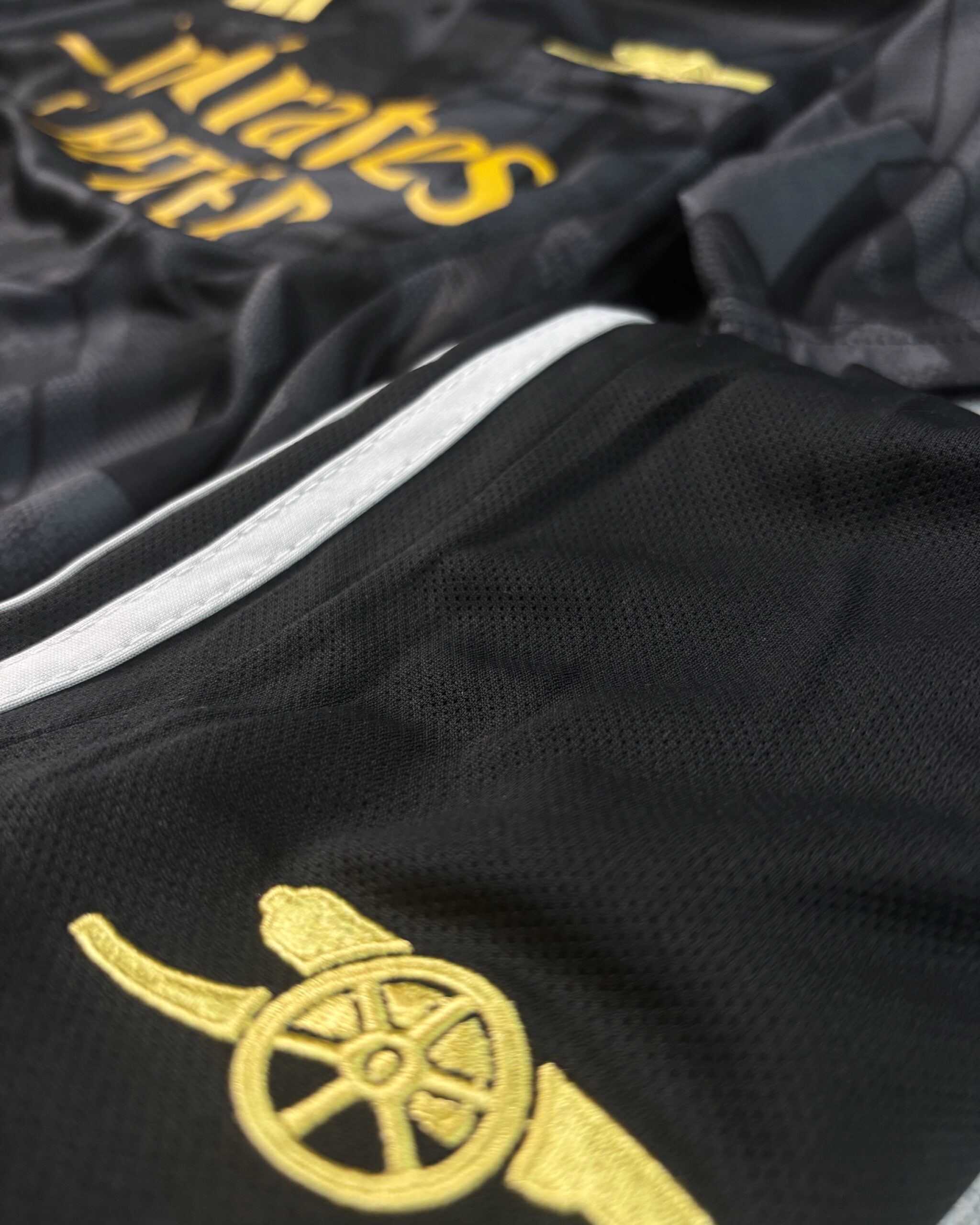 Arsenal Away Set 23/24 (with shorts)