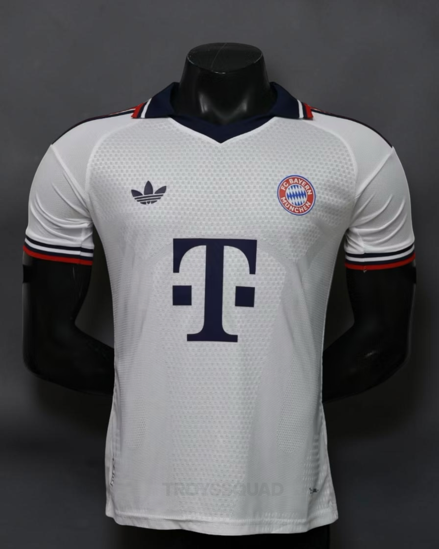 79c1786d8c044a091e19f29682bd15c4-Photoroom FC Bayern Munich Away Player Version 2026/27 - Image 1