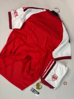 Arsenal Home Set 26/27 (with shorts) - Image 4