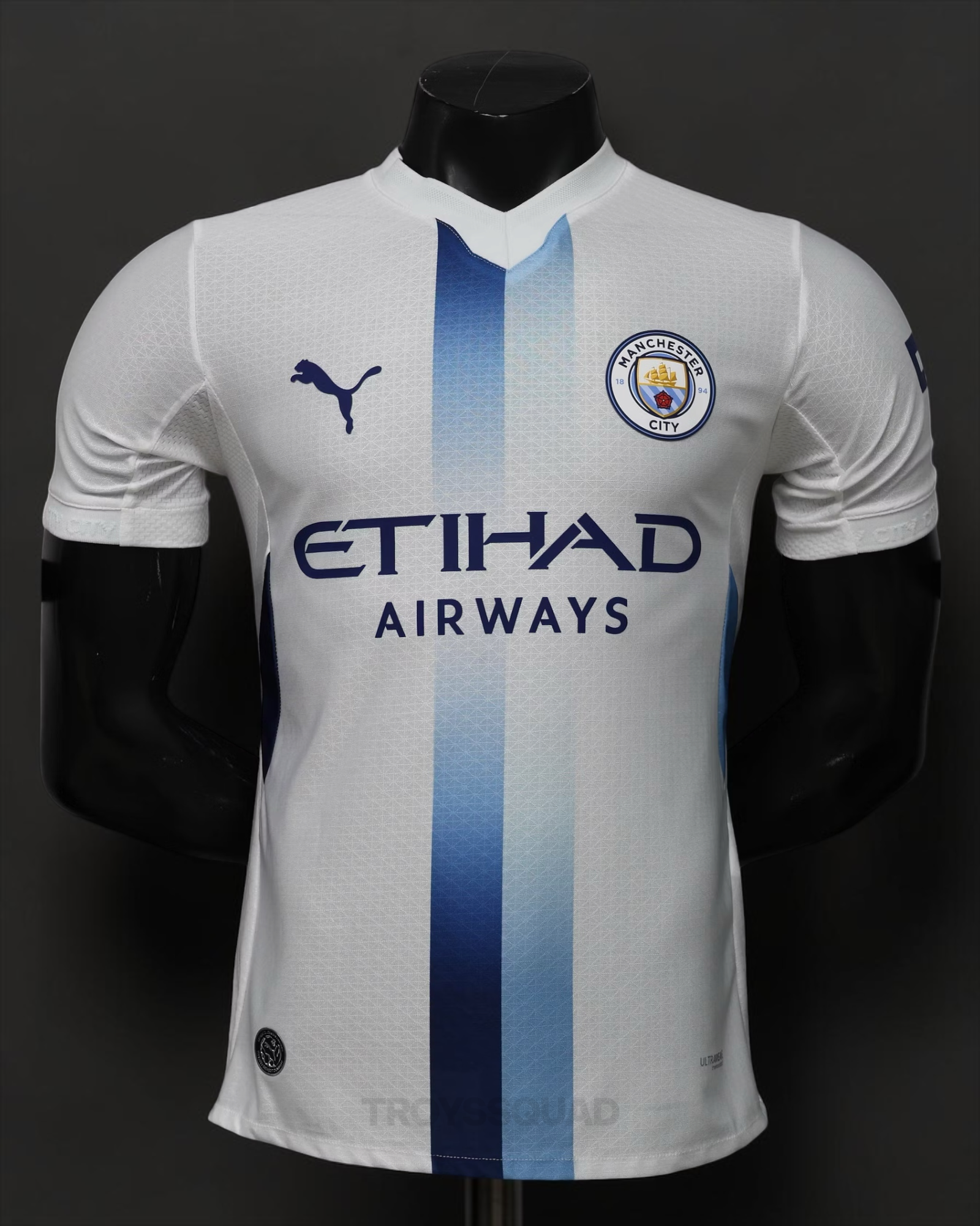 c0257319b83a5970d07cc1bc2b25aba1-photoroom-2 Manchester City Third Player Version 2026/27 - Image 1